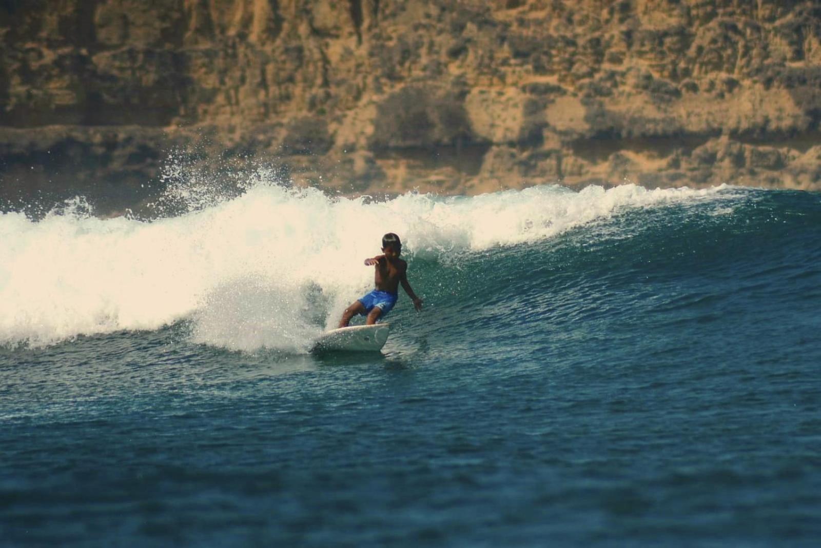 Melody Surf - Ekas Lombok Hotell Exteriör bild