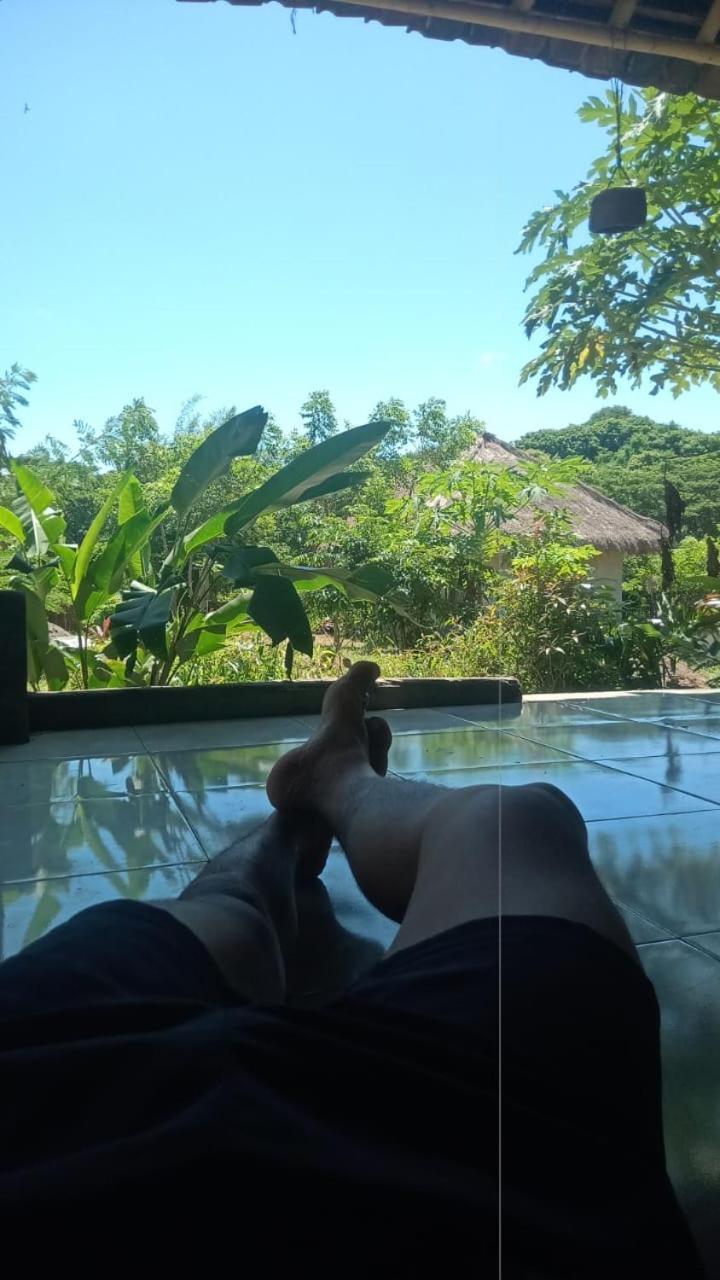 Melody Surf - Ekas Lombok Hotell Exteriör bild